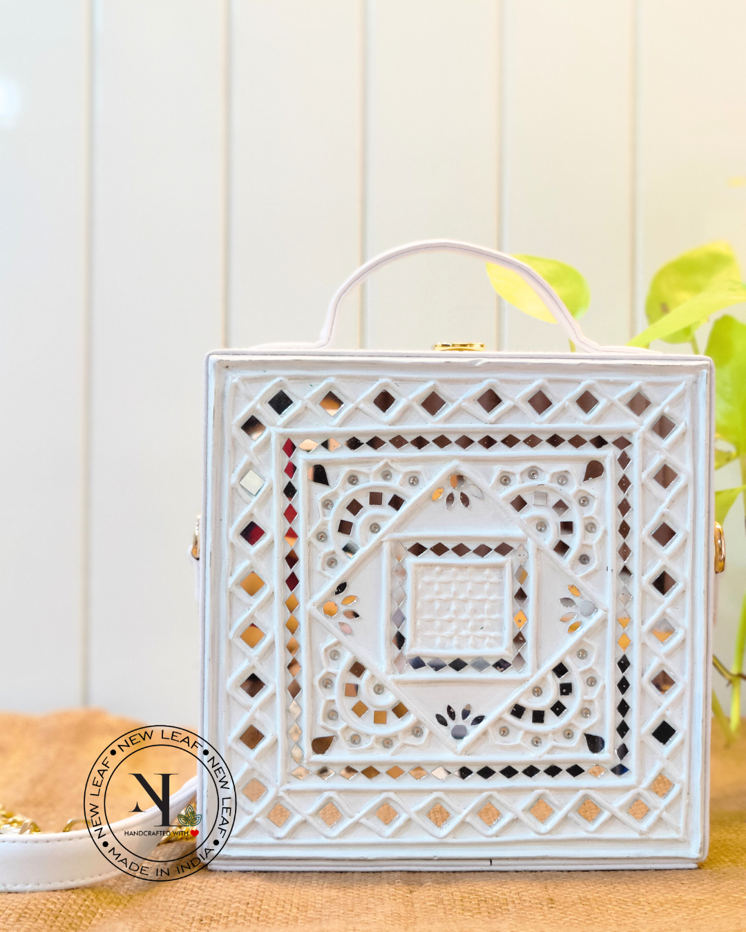 White Lippan Art Handcrafted Box Bag