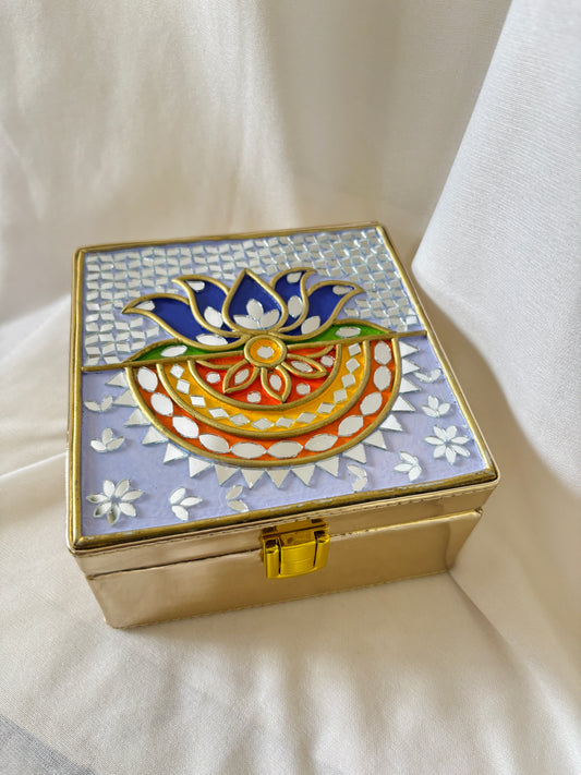 Lotus Lippan Art Diwali Hamper