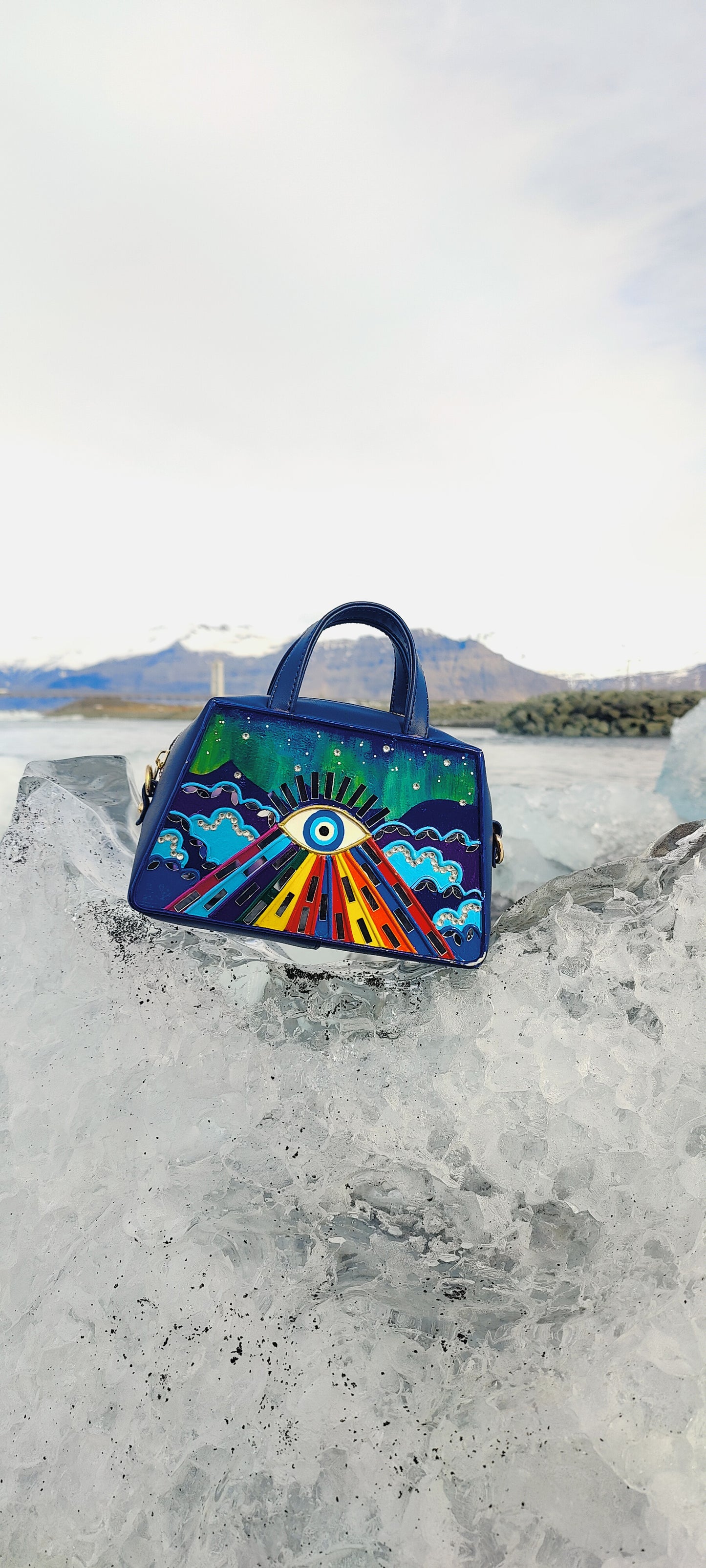 Northern Lights Lippan Art Unusual shaped Bag with Zipper and Sling