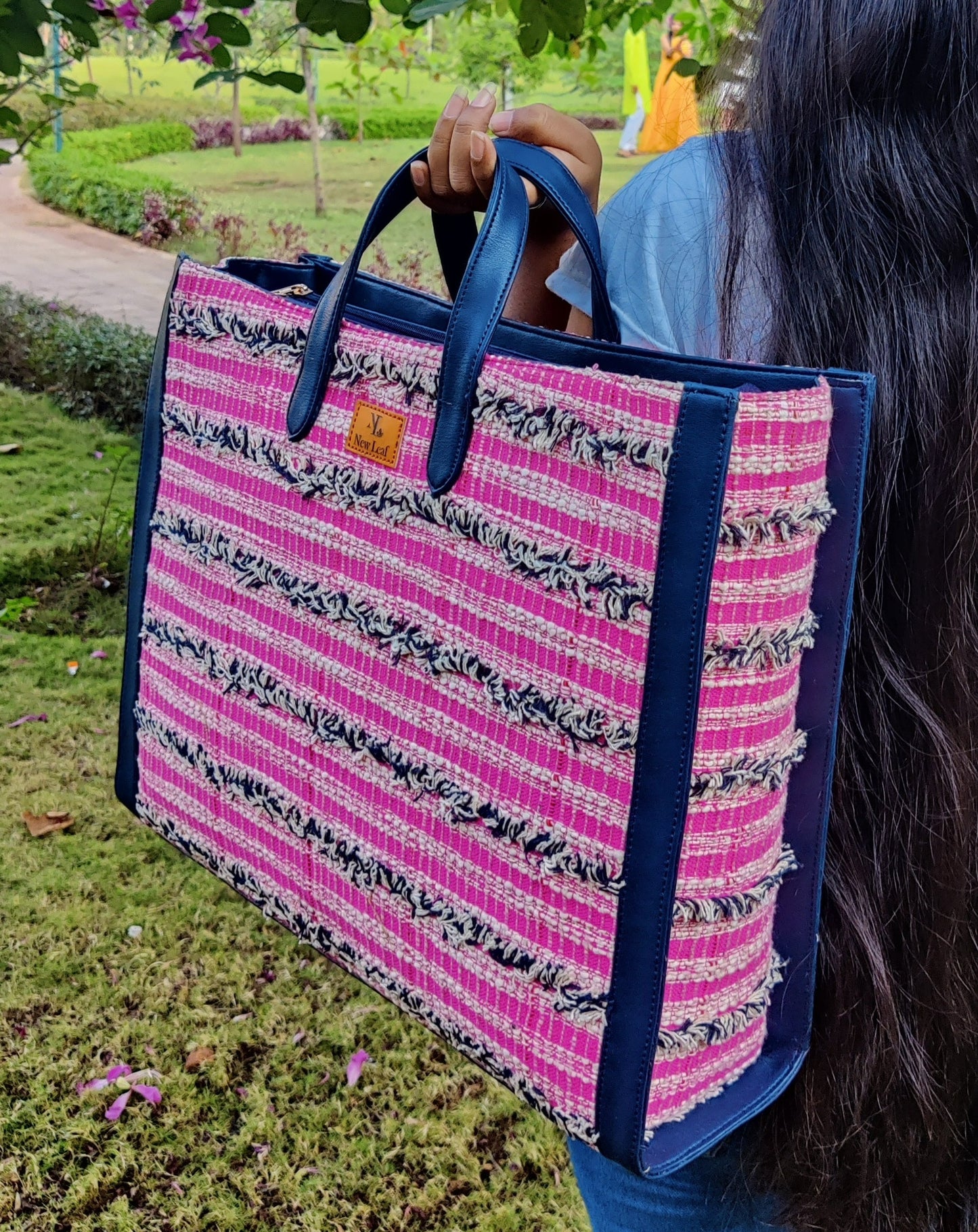 Pink Fringe Jaquard Box Big Bag