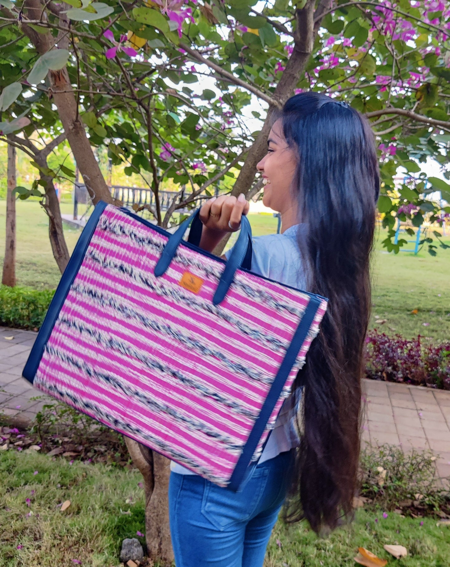 Pink Fringe Jaquard Box Big Bag