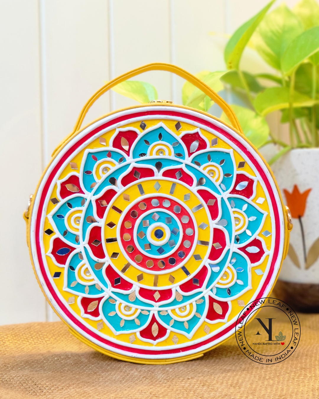Mandala pattern Lippan Art Handcrafted Circle Box Bag