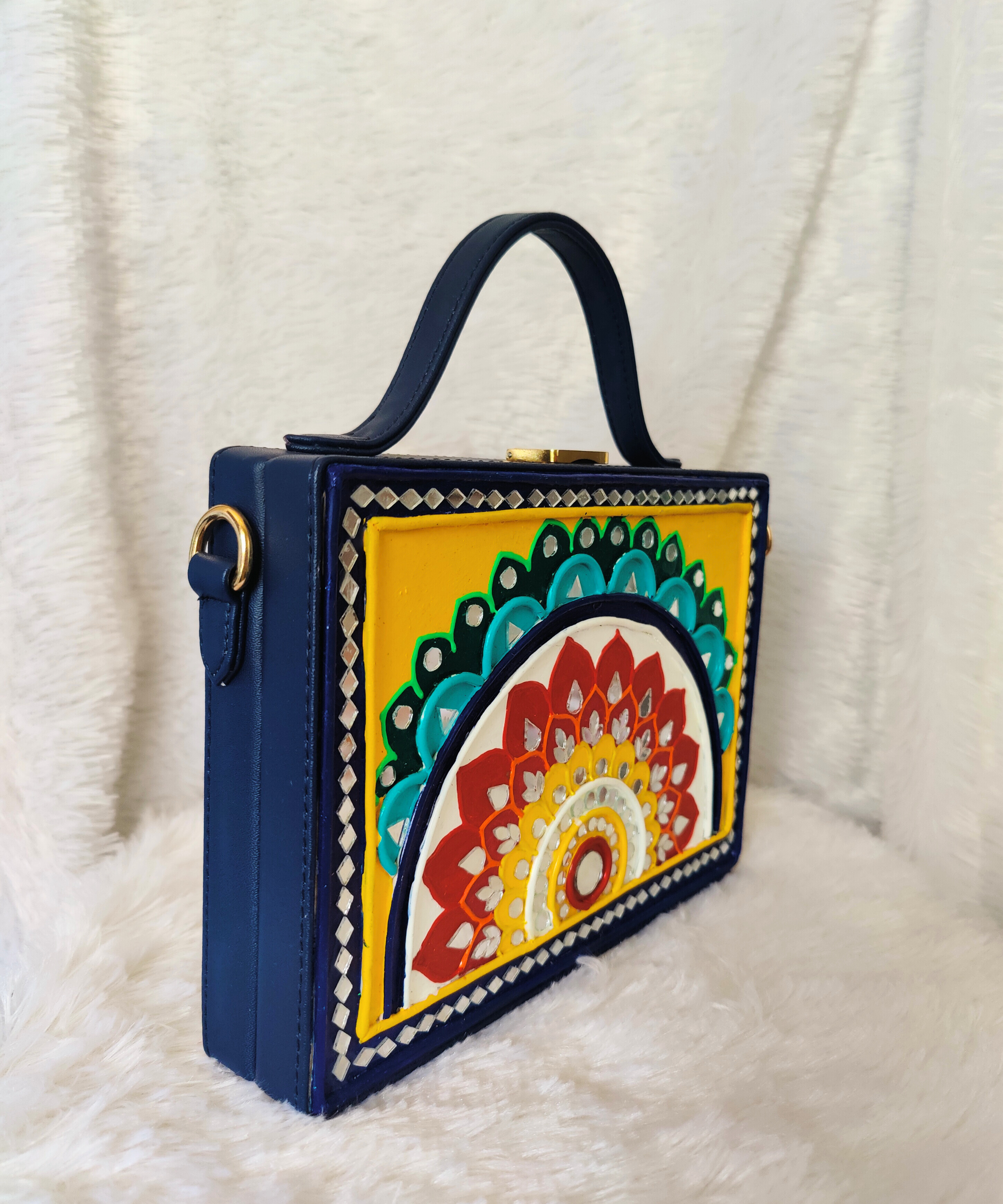 Shop Blue Daisy Handblock Printed Box Bag Online India | Bannhi
