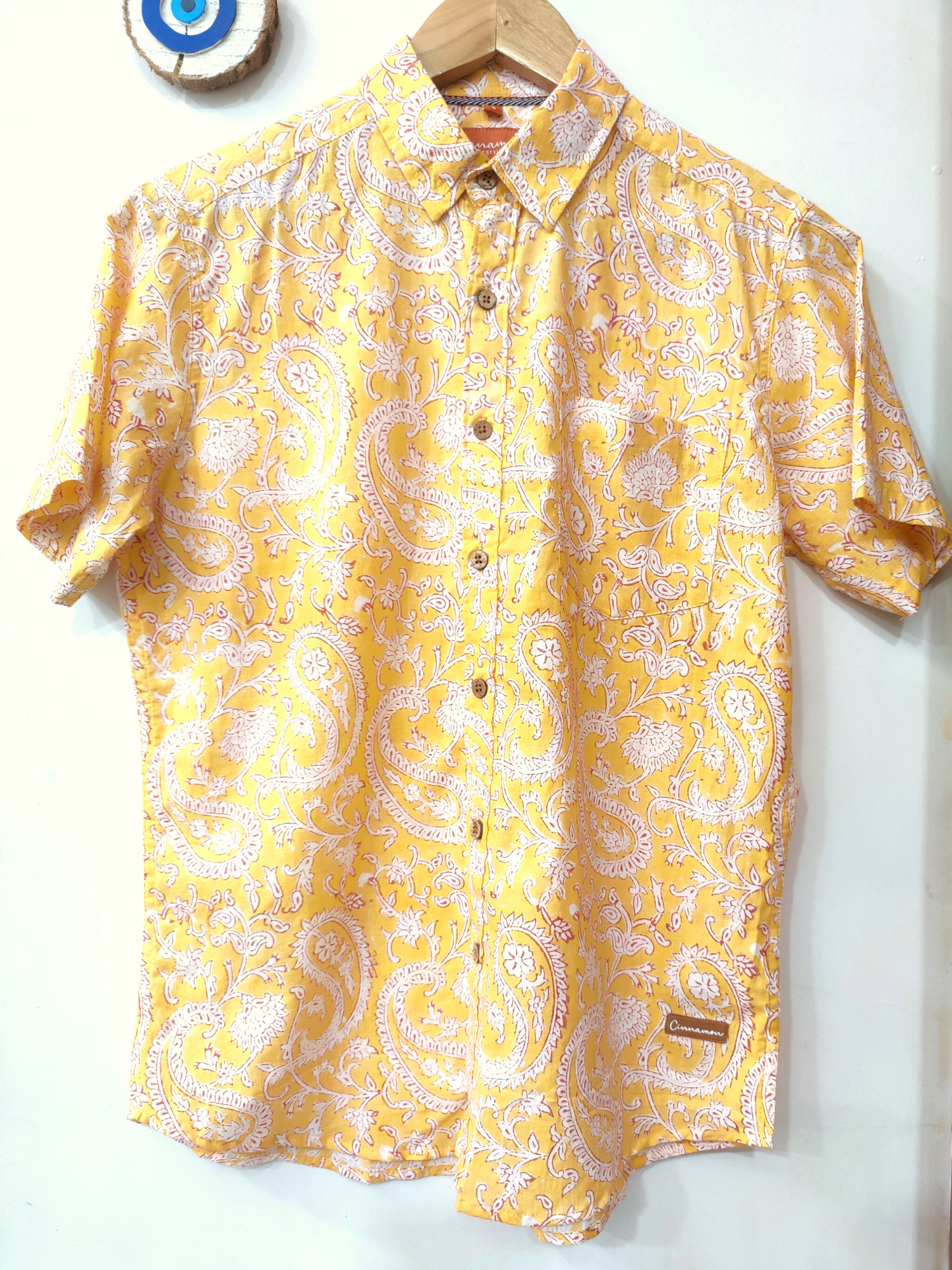 Yellow Paisley - Unisex Short Sleeves Shirt