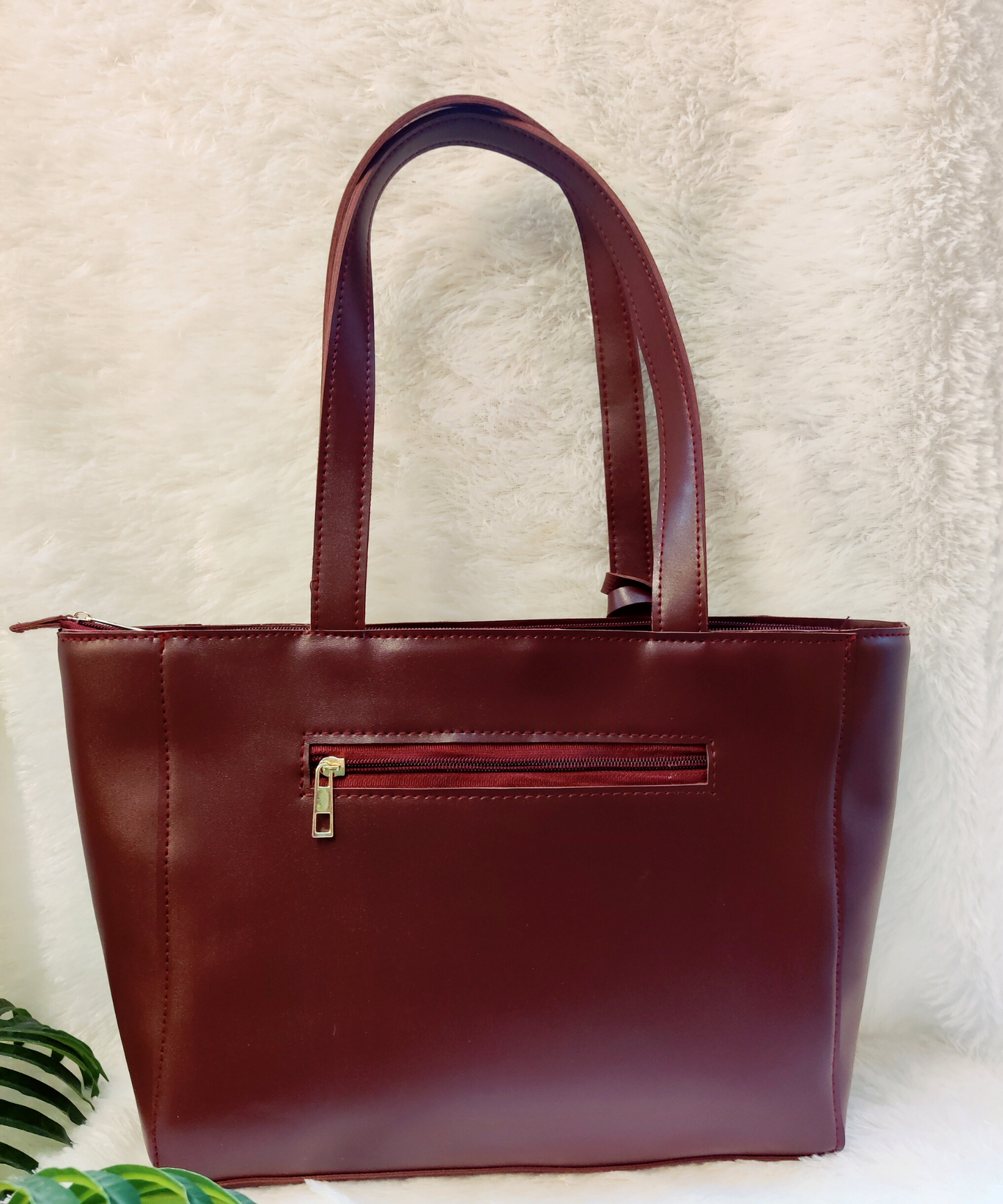 The Vine All day Hand Bag