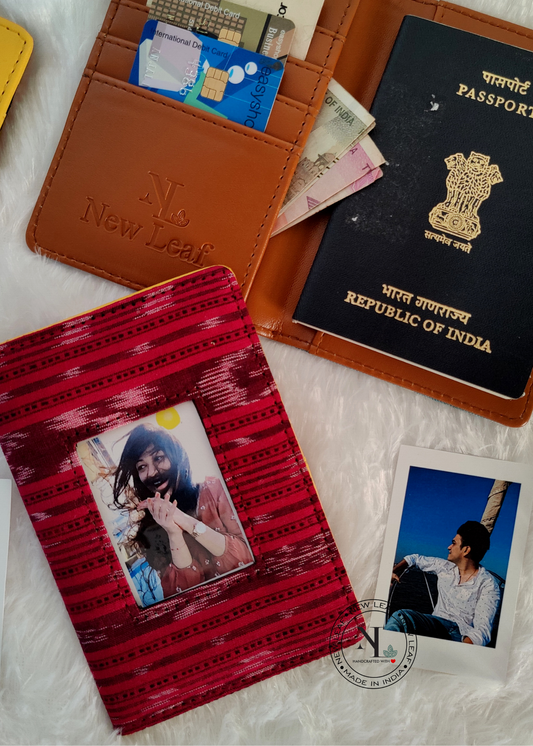 'Bonjour mi amour' Passport Cover